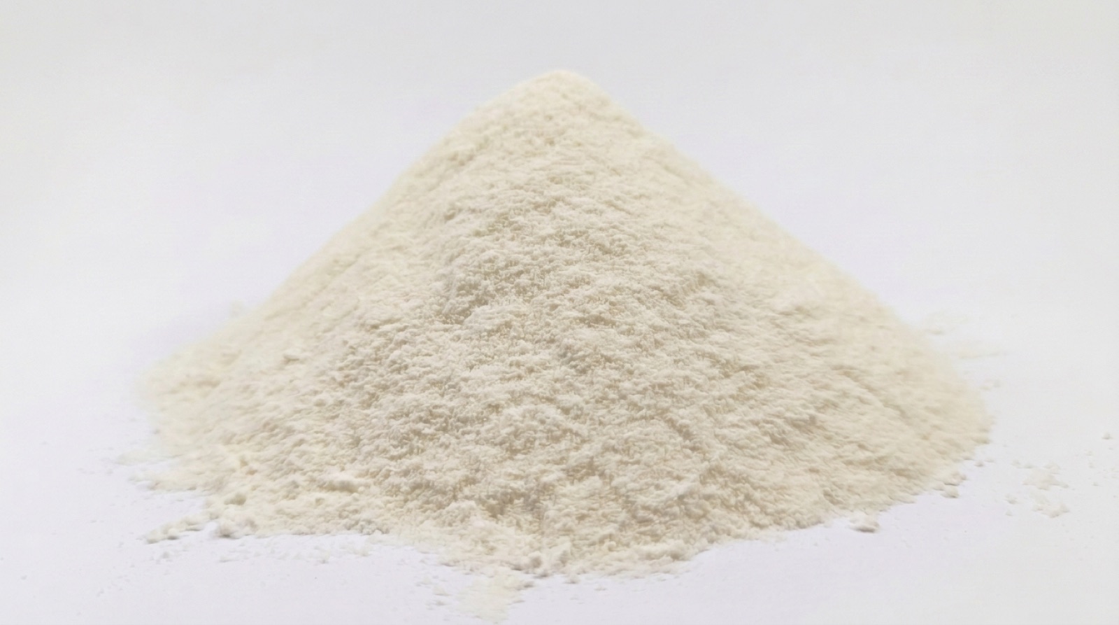 PrimeCoco maltodextrin-free coconut water powder — free-flowing pale cream powder